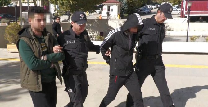 Elazığ’da İş Yeri Kasasından 10 Bin Lira Çalan Şüpheli Yakalandı