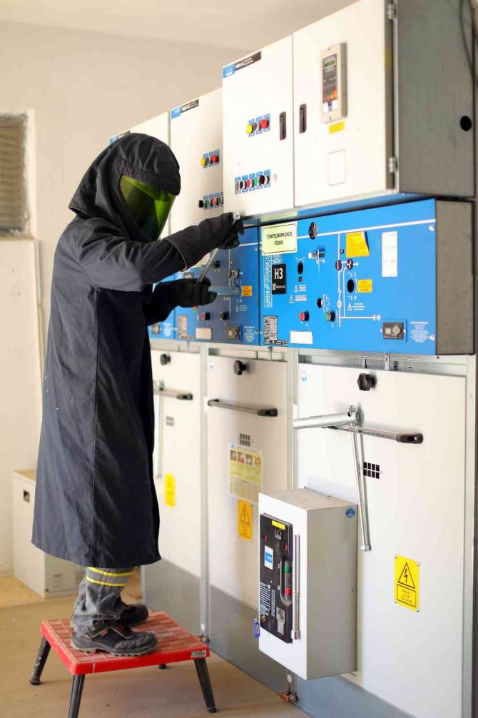 Toroslar Edaş Hatay’da Bakım Çalışmalarına Devam Ediyor