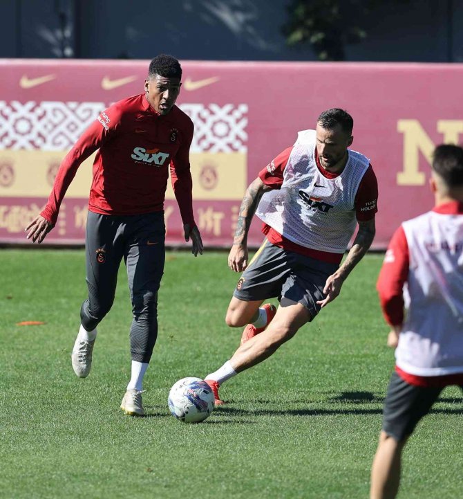 Galatasaray’da Karagümrük Mesaisi Başladı