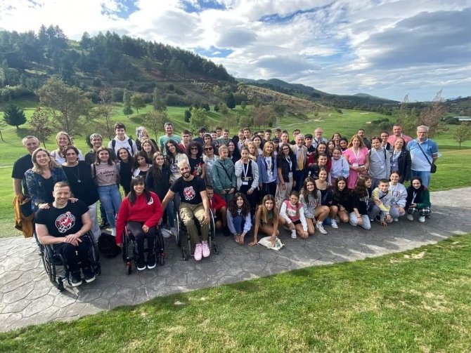 Gediz Atatürk Ortaokulu ’İ̇spanya Hareketliliği’ni Tamamladı