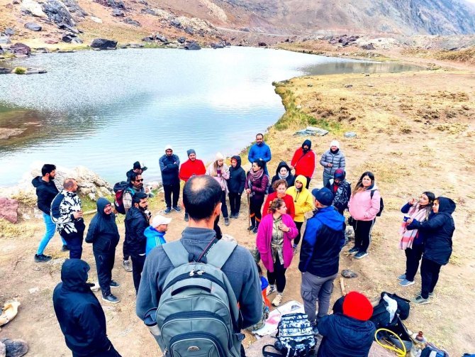 45 Dağcı Sat Gölleri’nin Güzelliklerini Görme Fırsatı Buldu