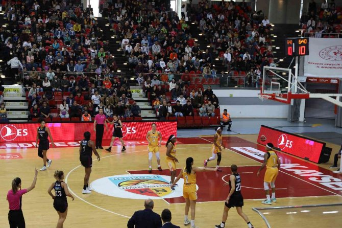 Melikgazi Kayseri Basketbol Takımı, Rize’yi Mağlup Etti