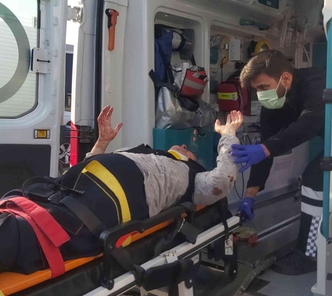 Ameliyata Girecek Oğullarına Yetişmek İçin Çıktıkları Yolda Dehşeti Yaşadılar