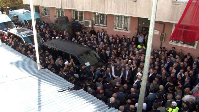 Şehit Polis Alim Nar İçin Sevenlerinden Helallik Alındı