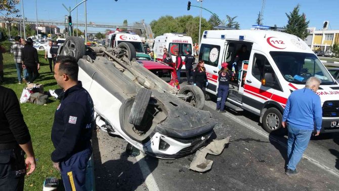 Kütahya’da 5 Aracın Karıştığı Zincirleme Trafik Kazası: 1 Yaralı