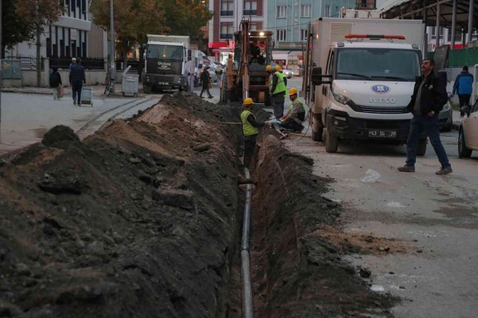 Kütahya’da İçme Suyu Hatları Yenileniyor