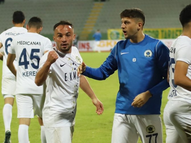 Menemen Fk, 4 Maçlık Galibiyet Hasretini Bitirdi