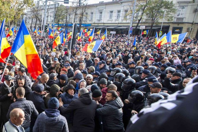 Moldova’da Hükümet Karşıtı Protesto