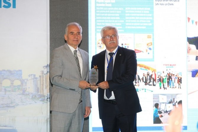 Atölye Nilüfer’e Bir Ödül De Tskb’den