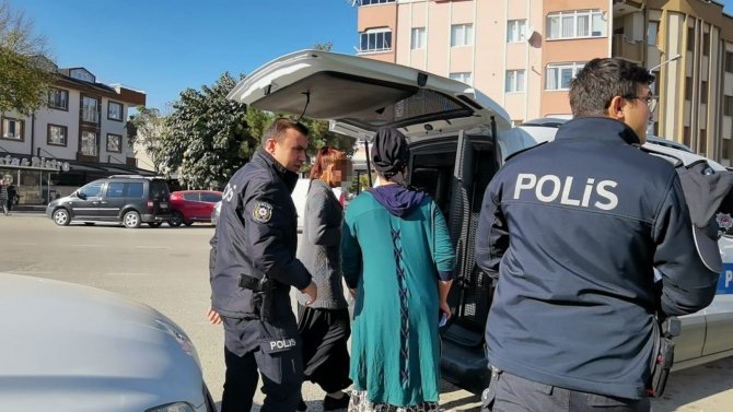 Fal Bahanesiyle Parasını Çaldılar, Polis Yakaladı