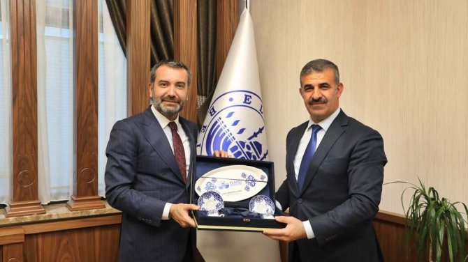 Rektör Çiftçi Üak Yönetim Kurulu Toplantısına Katıldı