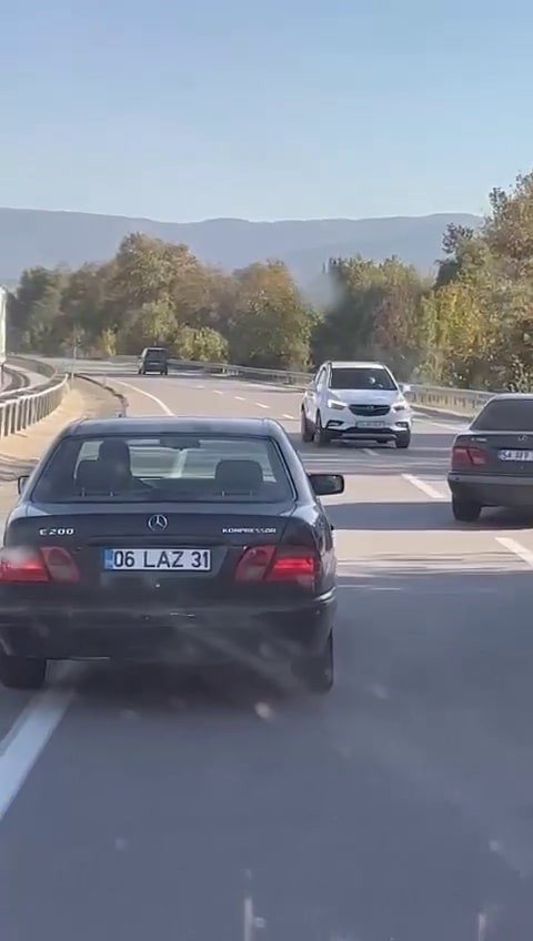 Karayolu’nda Geri Geri Gitti, Cezadan Kaçamadı
