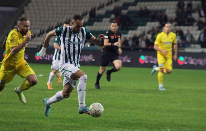 Spor Toto Süper Lig: Giresunspor: 0 - Mke Ankaragücü: 0 (İ̇lk Yarı)