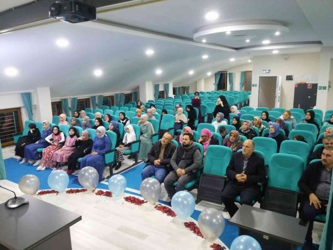 Türkeli Suffe Hafızlık Yatılı Kız Kur’an Kursu İlk Meyvesini Verdi