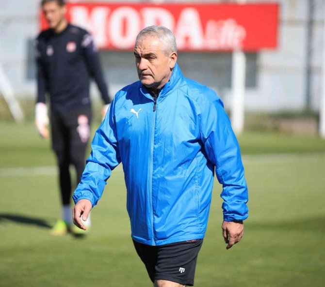 Sivasspor’da Cfr Cluj Hazırlıkları Başladı