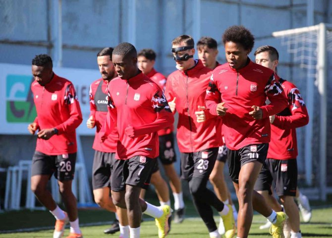 Sivasspor’da Cfr Cluj Hazırlıkları Başladı