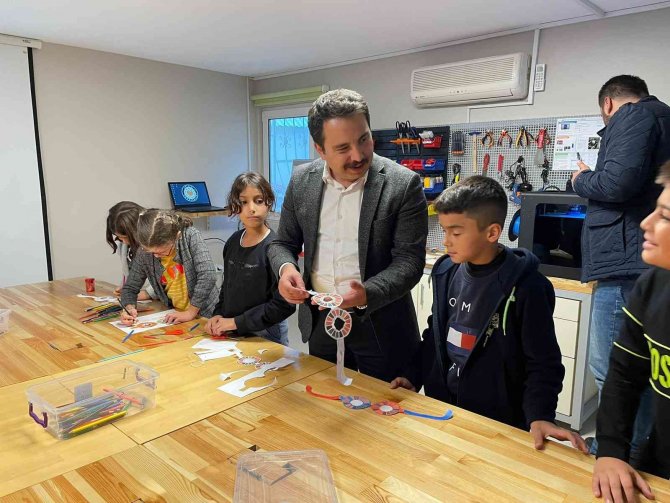 Başkan Vekili Aydoğan’dan Tegv Muradiye Öğrenim Birimine Ziyaret