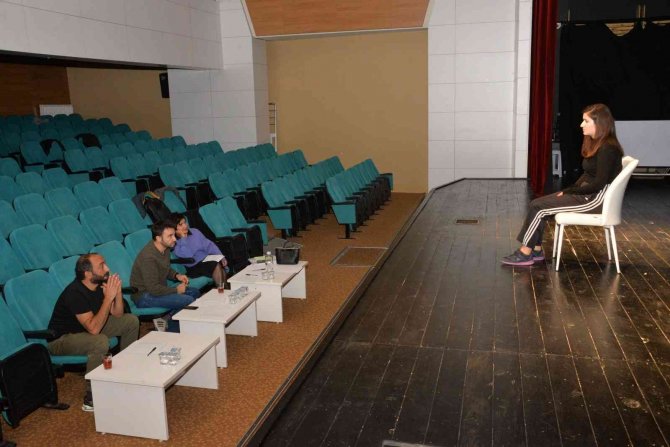 Bozüyük Belediye Tiyatrosu 4’üncü Dönem Seçmeleri Yapıldı