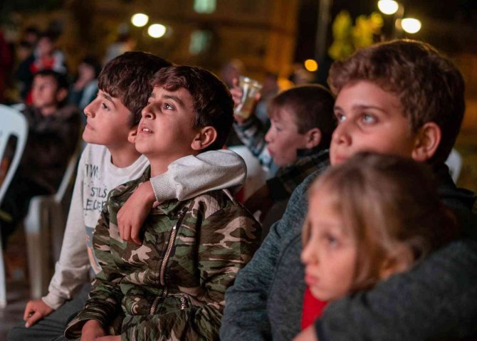 Kuşadası’nda Açık Hava Sineması Keyfi