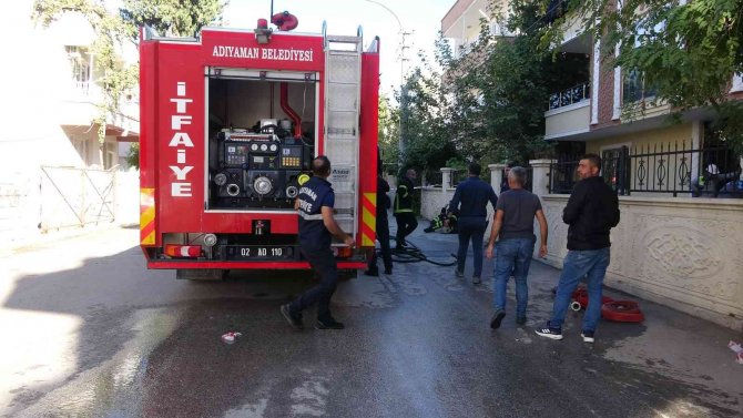 İ̇tfaiye Ekiplerinin Dikkati İkametti Kül Olmaktan Kurtardı