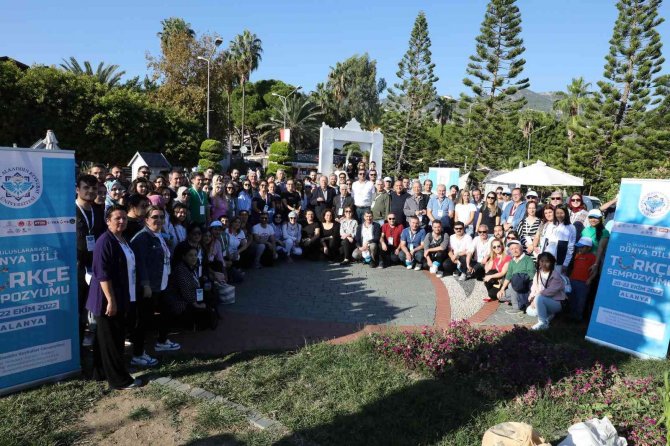 14. Uluslararası Dünya Dili Türkçe Sempozyumu Sona Erdi