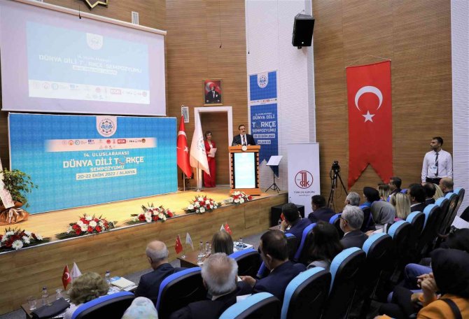 14. Uluslararası Dünya Dili Türkçe Sempozyumu Sona Erdi