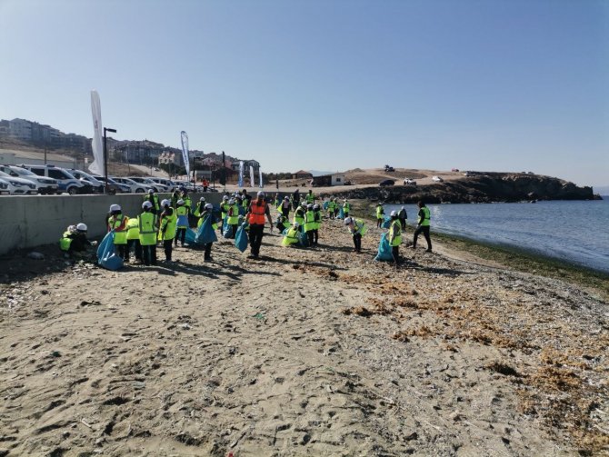 Bandırma Livatya Sahilinde Artık Denize Girilebilecek