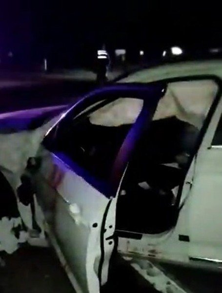 Edirne’de Minibüs İle Otomobil Çarpıştı: 2 Yaralı