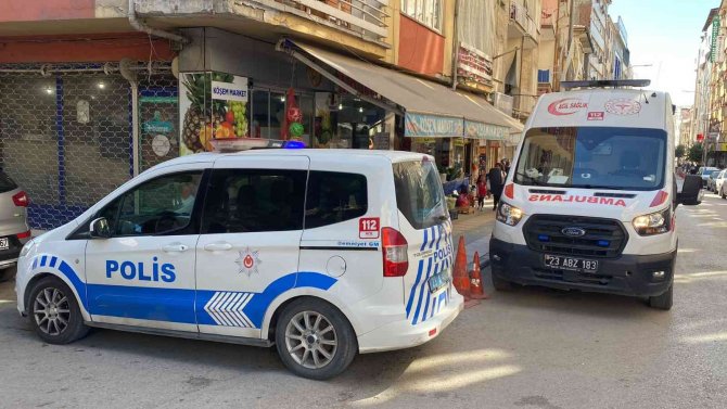 Elazığ’da 90 Yaşındaki Adam Yalnız Yaşadığı Evinde Ölü Bulundu