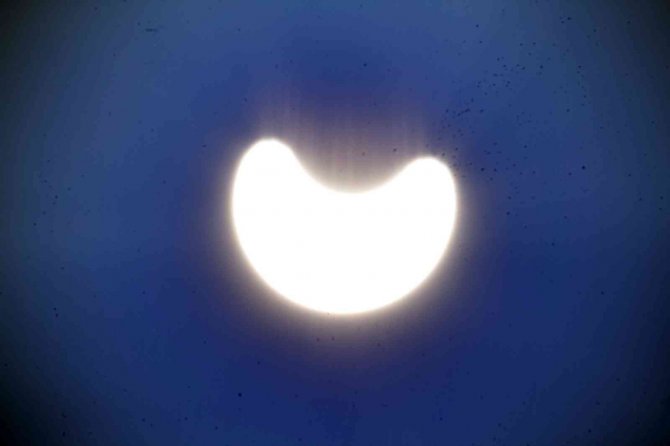 İ̇ki Ülke Arasında Güneş Tutulmasını Kayda Aldı