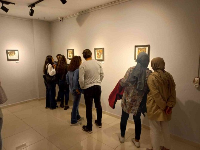 “İ̇şler Bellek” Heykel Sergisi Vanlı Sanatseverlerle Buluştu