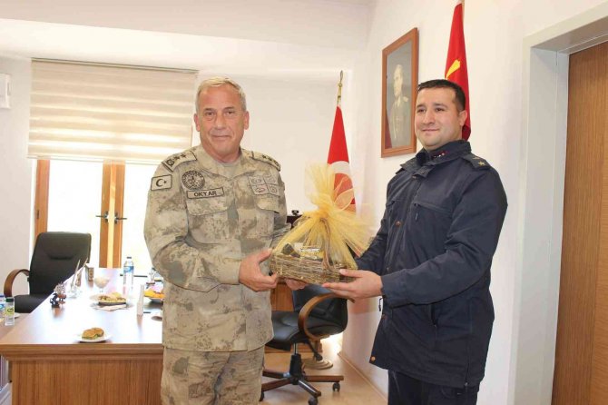 Jandarma Denetleme Ve Değerlendirme Başkanı Tümgeneral Okyar’dan Jandarmaya Ziyaret