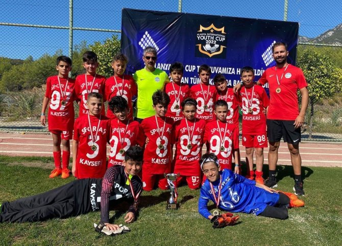 Spor A.ş Gençlik Ve Spor Üçüncü Oldu