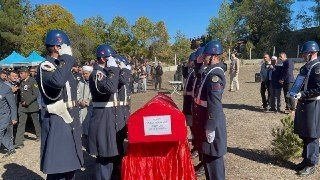 Kaza Sonucu Hayatını Kaybeden Uzman Çavuş Karakaya Son Yolculuğuna Uğurlandı