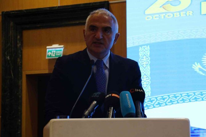 Kazak Ezgileri Başkent’e Damgasını Vurdu