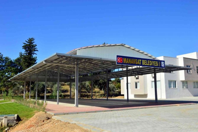 Manavgat Belediyesi’nden Hatipler’e Kapalı Alan