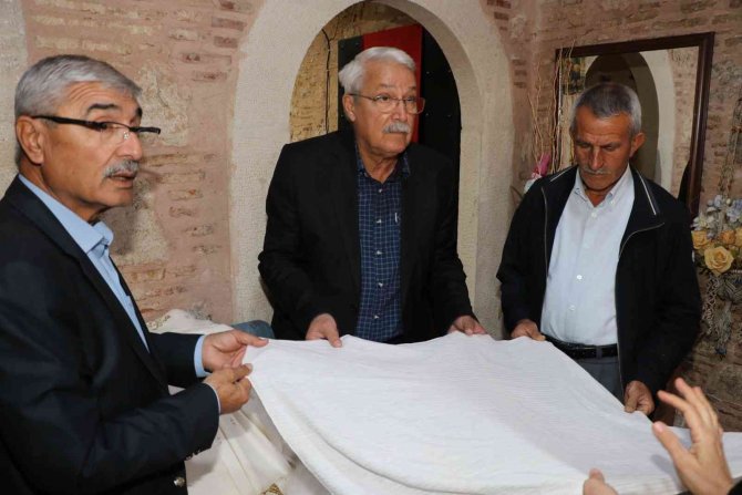 Manisa Büyükşehir Belediye Komisyonları Manisa Bezi İçin Toplandı