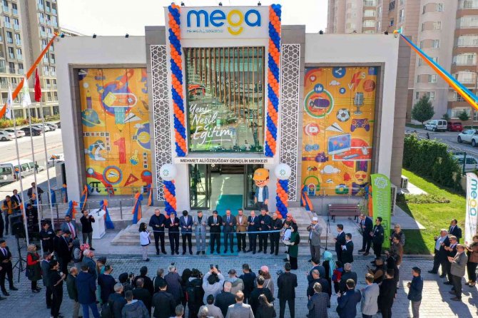 Konya’nın İ̇lk E-spor Merkezi Açıldı