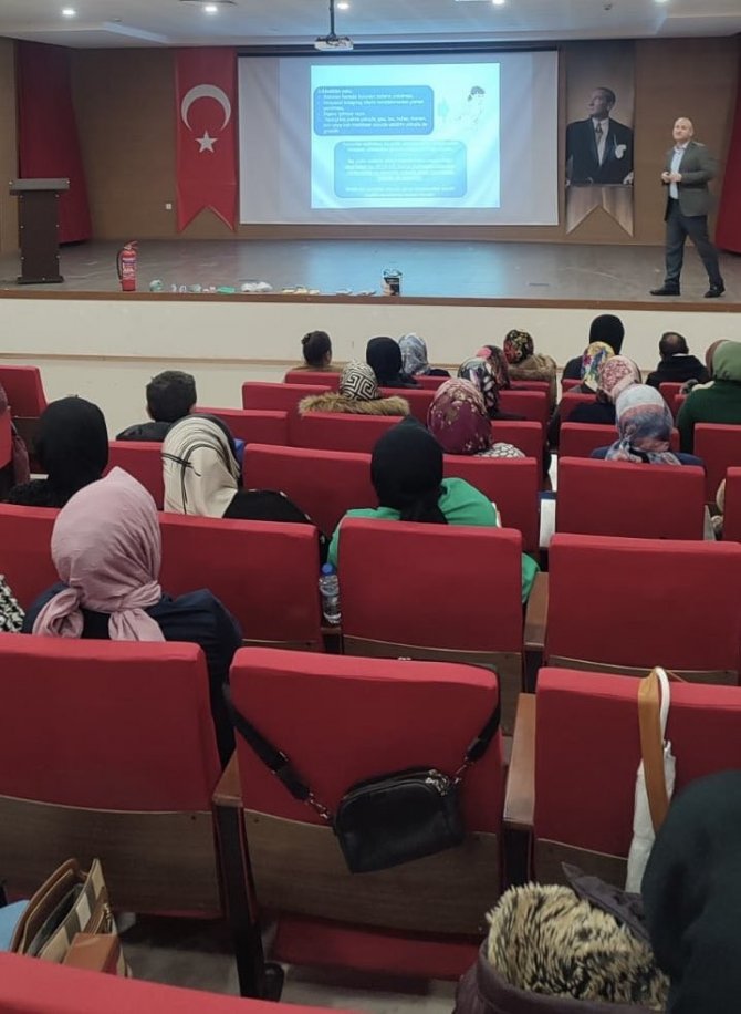 Temizlik Personelleri Eğitimden Geçti