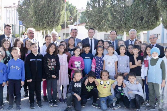 Muğla Türdü 100. Yıl İ̇lkokulu’nda Normal Eğitime Geçildi