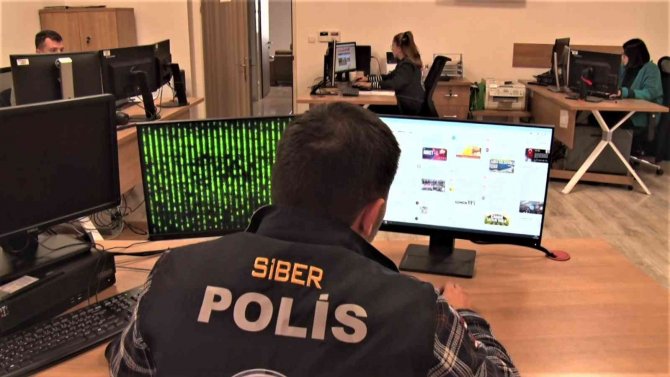Emniyet ’Sanal Devriye’ İle Siber Suçluların 7/24 Ensesinde