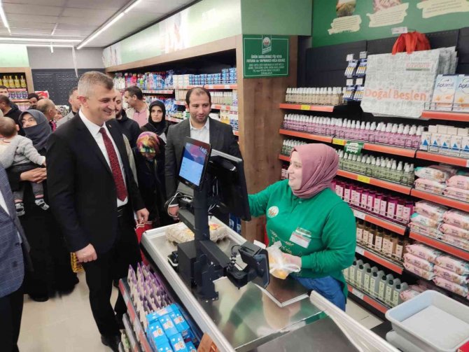 Şehitler’e Tarım Kredi Kooperatif Marketi Açıldı