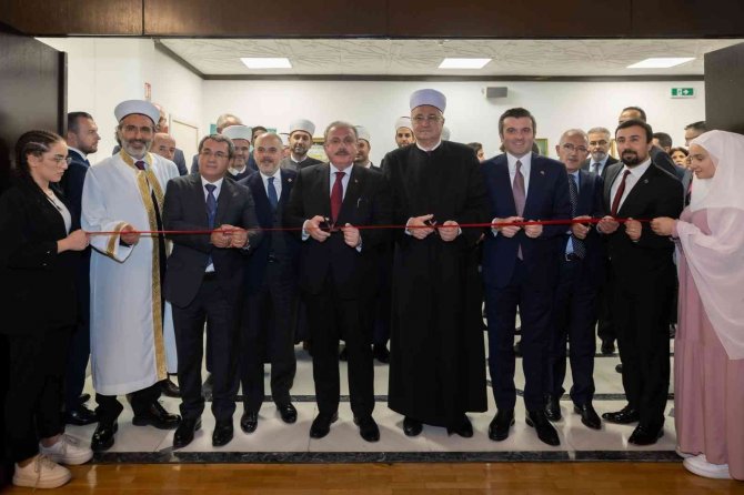 Tbmm Başkanı Şentop, Zagreb İ̇slam Merkezi’nde Hilye-i Şerif Sergisi’nin Açılışını Yaptı