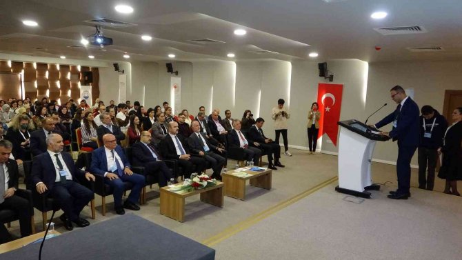 Uluslararası Balıkçılık Ve Sucul Bilimler Sempozyumu