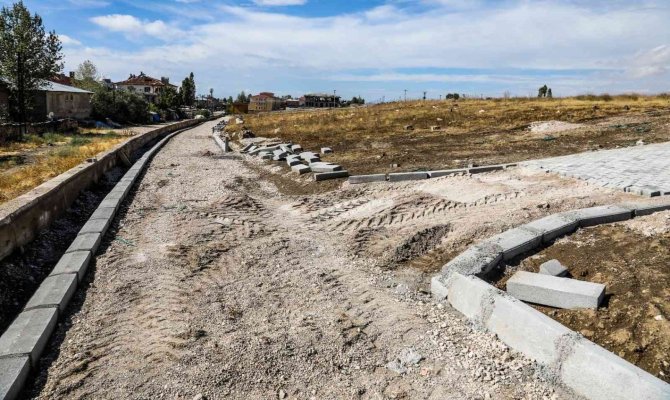 Van’daki Mezarlıklarda Bakım Ve Onarım Çalışması