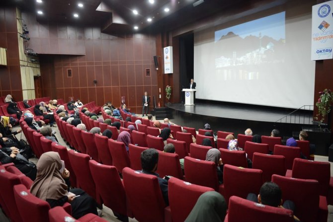 Yıldırım’da ‘Adım Adım İ̇slam Dünyası’ Programı Başladı