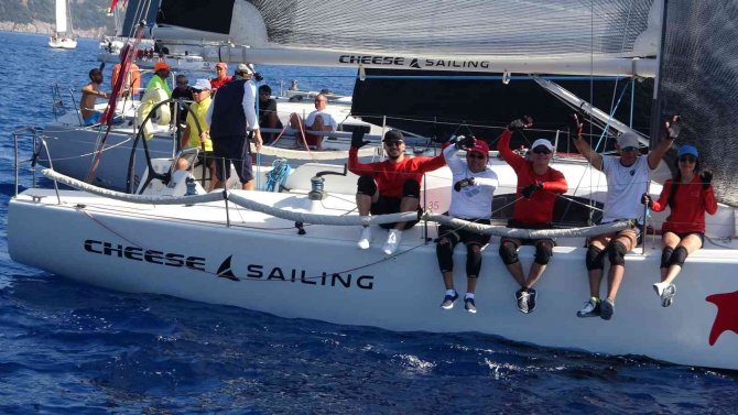 Marmaris’te Yarışmanın Üçüncü Gününde Yelken Yarışları Devam Ediyor