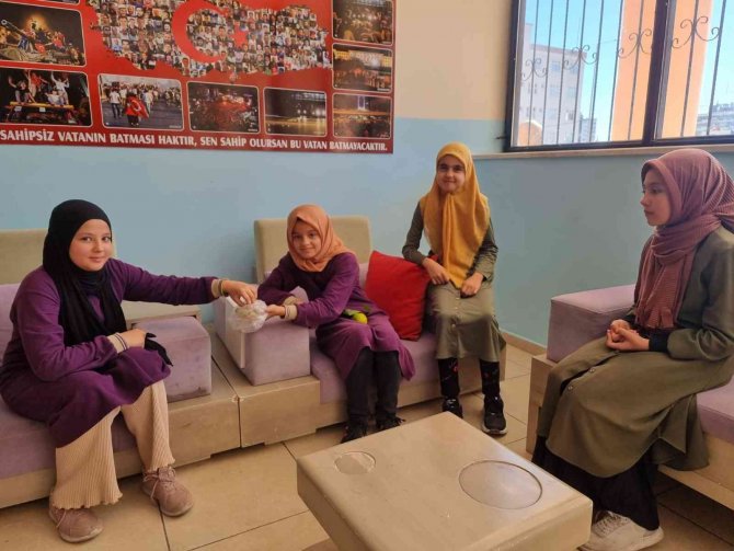 Öğrenciler "Dürüstlük Manavı" İle Güvenilir Olmayı Öğreniyor