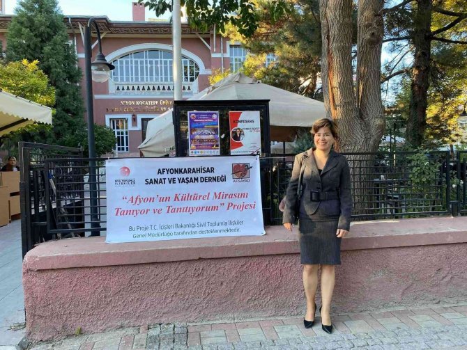 Ekim Geçidi Sergisi Afyonkarahisar’da Açıldı