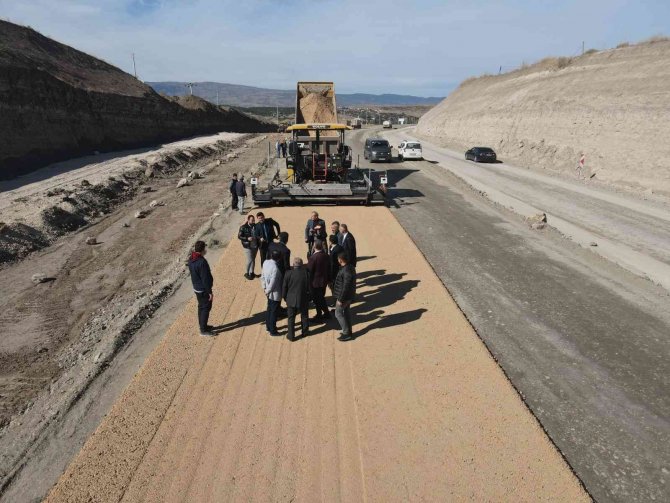 Ahlatcı, Müjdeyi Verdi Osmancık Yolundaki Çile Son Buluyor